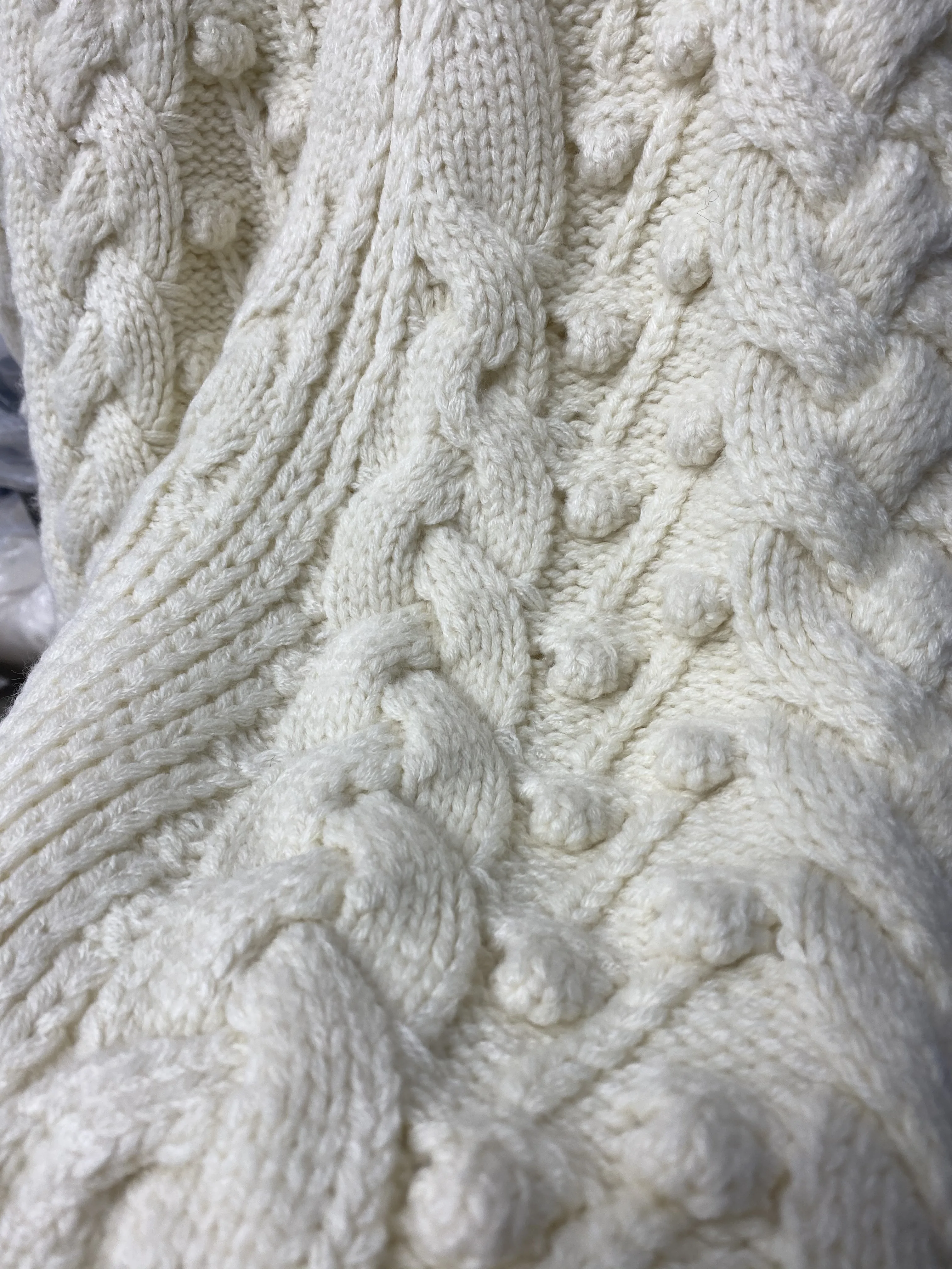2021 women's knitted sweater autumn and winter solid color plus stitch embroidery long-sleeved elegant street casual sweater
2021 women's knitted sweater autumn and winter solid color plus stitch embroidery long-sleeved elegant street casual sweater