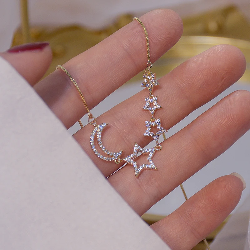 14k Gold Plated Pierced Star Necklace for Women Shining Bling AAA Zircon Moon Clavicle Chain Charm Wedding Pendant Jewelry
14k Gold Plated Pierced Star Necklace for Women Shining Bling AAA Zircon Moon Clavicle Chain Charm Wedding Pendant Jewelry