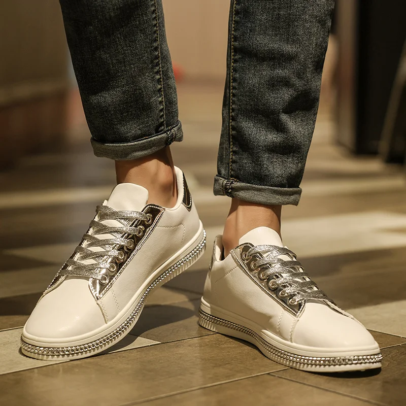 Designer Embroidered Bee Shoes Men Fashion Luxury Golden Bee Sneakers For Men Flat Casual Skateboard Shoes Men zapatos hombre
Designer Embroidered Bee Shoes Men Fashion Luxury Golden Bee Sneakers For Men Flat Casual Skateboard Shoes Men zapatos hombre