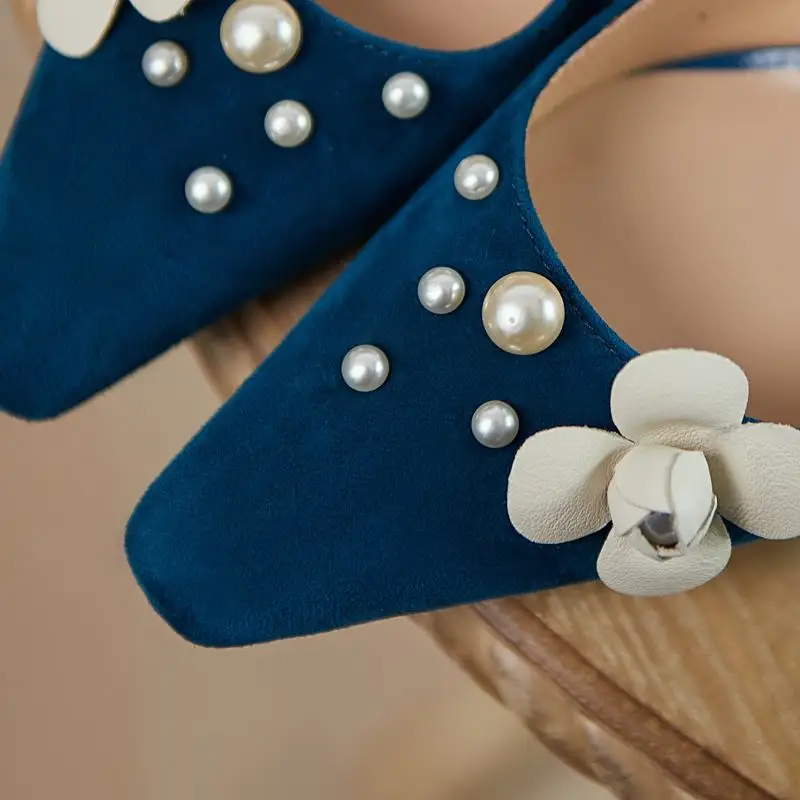 ALLBITEFO flower design sheepskin suede genuine leather women sandals fashion sexy Expose the heel women heels shoes high heels
ALLBITEFO flower design sheepskin suede genuine leather women sandals fashion sexy Expose the heel women heels shoes high heels