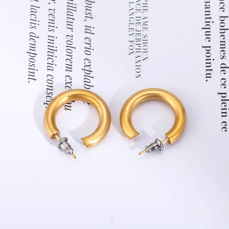 Fashion Gold Color Ear Stud Cool Men Fine Gift Stainless Steel Round Shape Earrings for Women Daily Office Party Jewelry
Fashion Gold Color Ear Stud Cool Men Fine Gift Stainless Steel Round Shape Earrings for Women Daily Office Party Jewelry