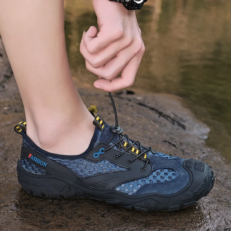 New Light Sneakers Men Fashion Breathable Outdoor Men's Shoes Sport Casual Shoes Lace-up Mesh Comfortable Climbing Walking Shoes
New Light Sneakers Men Fashion Breathable Outdoor Men's Shoes Sport Casual Shoes Lace-up Mesh Comfortable Climbing Walking Shoes