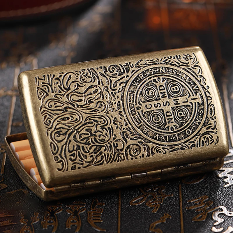 Container 12Pcs Cigarrate Case Smoking Accessories Retro Cigarette Box with Two Clip Tobacco Holder Pocket Storage Gifts for Men
Container 12Pcs Cigarrate Case Smoking Accessories Retro Cigarette Box with Two Clip Tobacco Holder Pocket Storage Gifts for Men