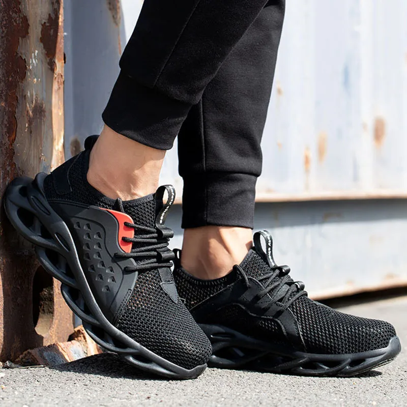 The New Men's Work Safety Shoes Summer Breathable Men's Boots CE Certification Steel Head Anti-smash Construction Work Shoes
The New Men's Work Safety Shoes Summer Breathable Men's Boots CE Certification Steel Head Anti-smash Construction Work Shoes