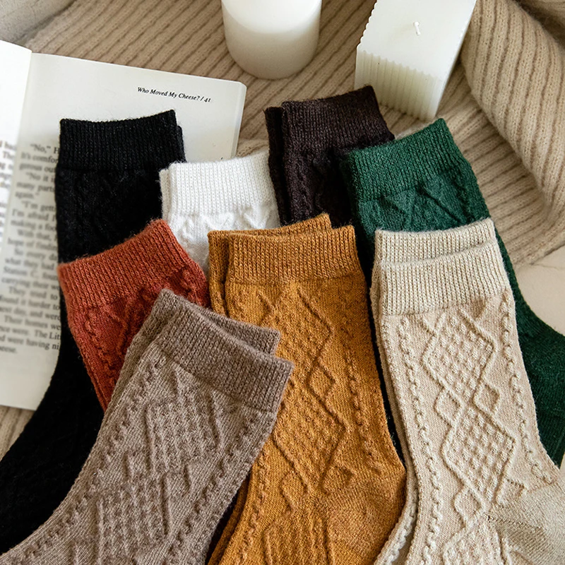 Winter Cashmere Wool Woman Socks Solid Japanese Style Harajuku Retro Long Socks Women Girls Thermal Vintage Streetwear Crew Sock
Winter Cashmere Wool Woman Socks Solid Japanese Style Harajuku Retro Long Socks Women Girls Thermal Vintage Streetwear Crew Sock