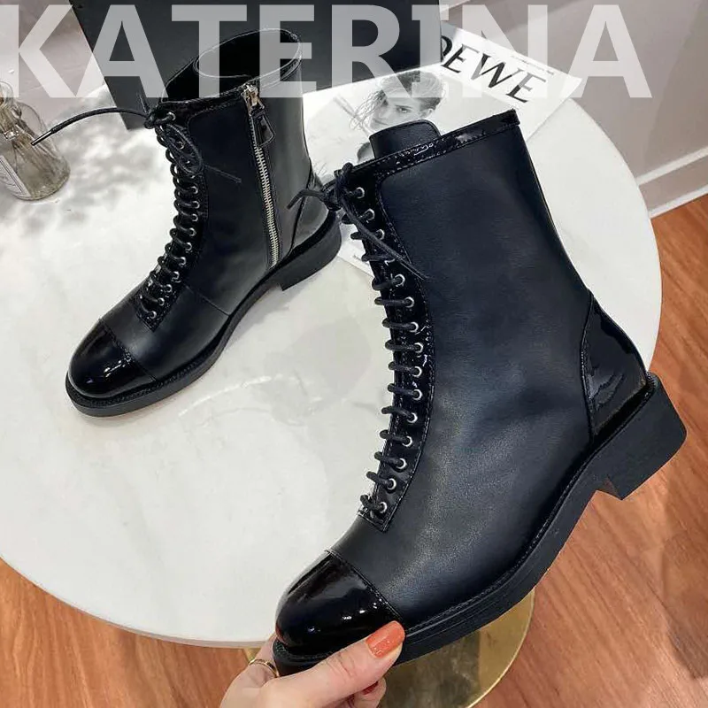 2021 New Brand Fashion Winter Short Boots Women Leather Woman Shoes Thick-sole Lace-up Mixed Color Classic Zip Zapatos De Mujer
2021 New Brand Fashion Winter Short Boots Women Leather Woman Shoes Thick-sole Lace-up Mixed Color Classic Zip Zapatos De Mujer