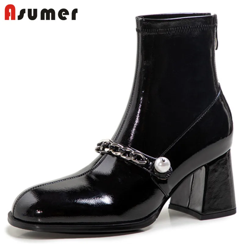 Женские облегающие ботинки ASUMER, с круглым носком, на высоком каблуке, с цепочкой и жемчугом, на молнии, Стрейчевые ботильоны, 2022
Женские облегающие ботинки ASUMER, с круглым носком, на высоком каблуке, с цепочкой и жемчугом, на молнии, Стрейчевые ботильоны, 2022
