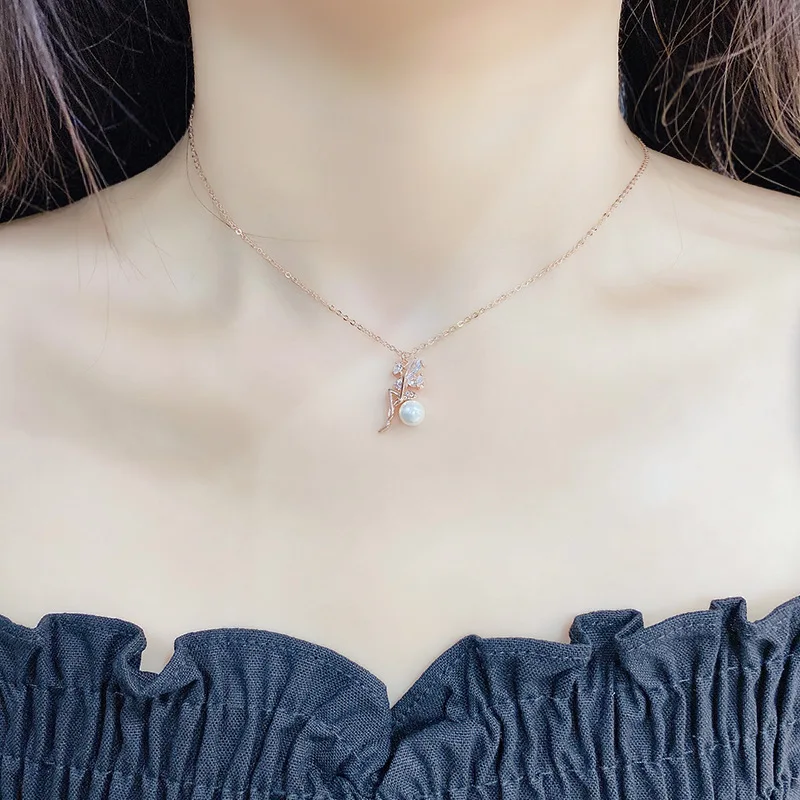 BOTU 2021 Fashion Creative Girl Necklace Female Micro Inlaid Zircon Pearl Pendant Student Friends Gift for Women
BOTU 2021 Fashion Creative Girl Necklace Female Micro Inlaid Zircon Pearl Pendant Student Friends Gift for Women