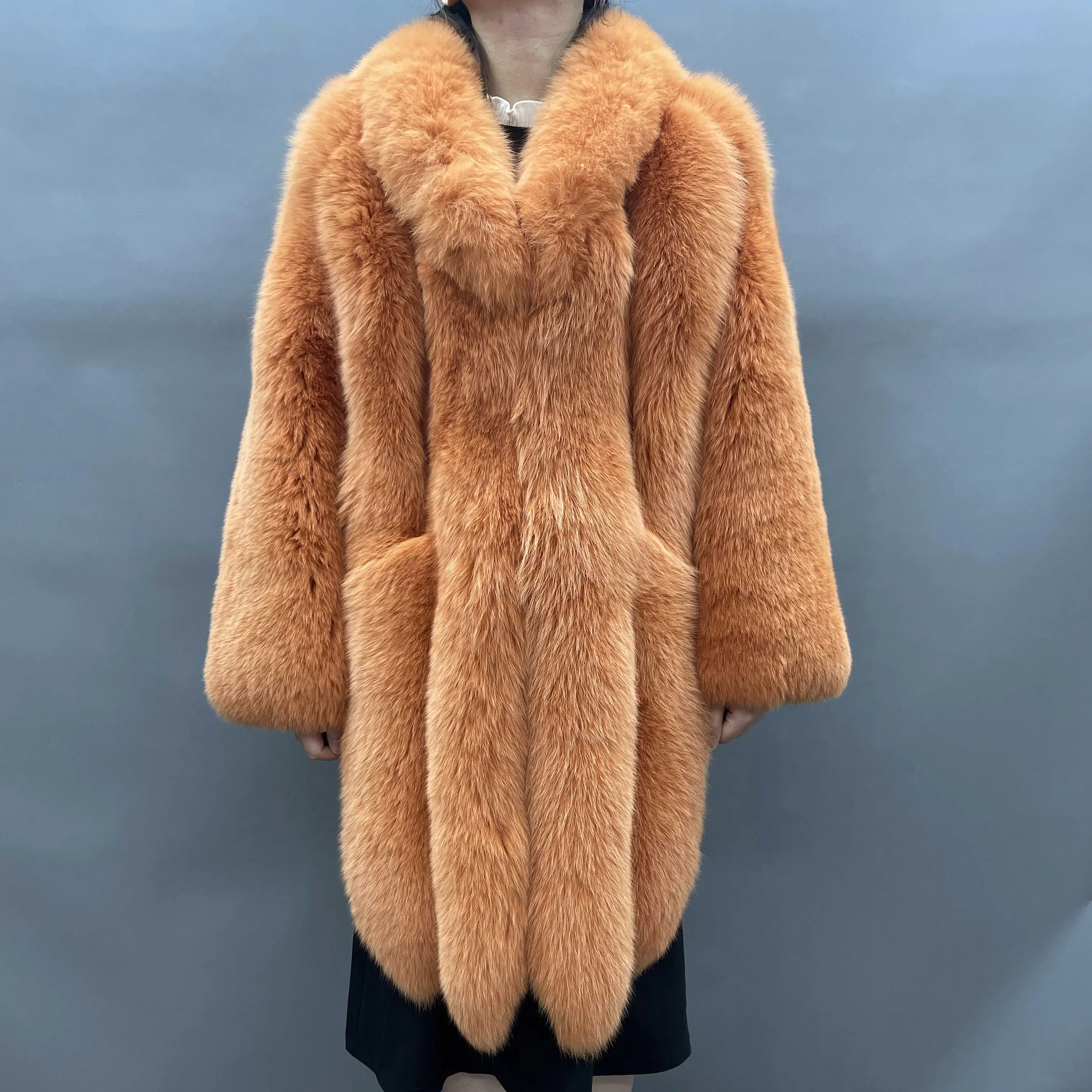Trendy Ladies Luxury Long Front Fox Fur Coat Warm Winter Fur Stripe Together Outdoor Fox Fur Coat 
Trendy Ladies Luxury Long Front Fox Fur Coat Warm Winter Fur Stripe Together Outdoor Fox Fur Coat
