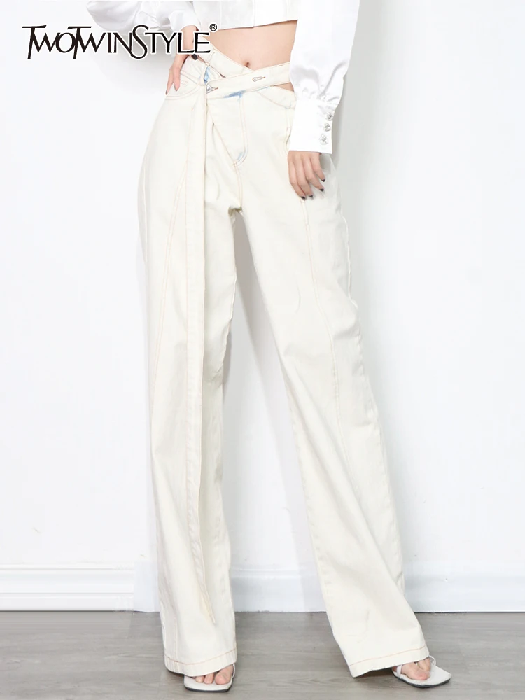 Женские прямые джинсы TWOTWINSTYLE, повседневные джинсы с высокой талией и широкими штанинами, новая модная одежда на осень 2021 
Женские прямые джинсы TWOTWINSTYLE, повседневные джинсы с высокой талией и широкими штанинами, новая модная одежда на осень 2021