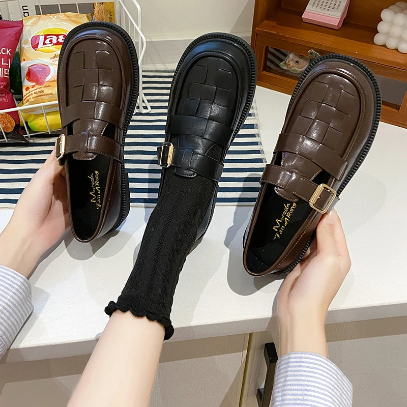 Round Toe Shoes Woman 2022 Autumn Buckle Strap Casual Female Sneakers Modis Slip-on British Style Flats Oxfords New Fall Cute Sl
Round Toe Shoes Woman 2022 Autumn Buckle Strap Casual Female Sneakers Modis Slip-on British Style Flats Oxfords New Fall Cute Sl