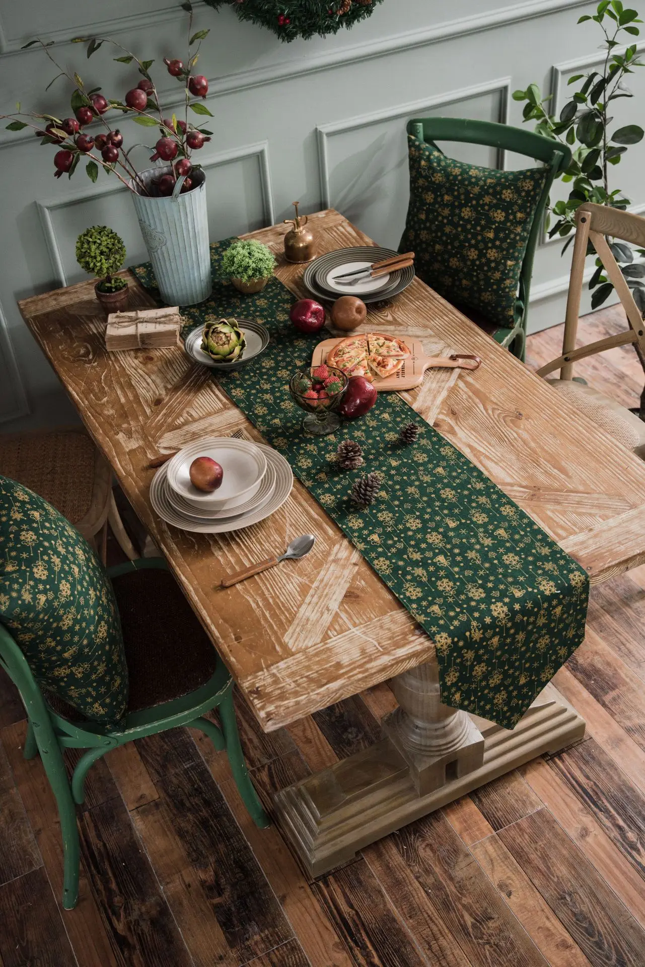 Yaapeet Christmas Green Table Runner Gilding Craft Coffee Table TV Cabinet Cover Cloth Living Room Kitchen Multi-purpose
Yaapeet Christmas Green Table Runner Gilding Craft Coffee Table TV Cabinet Cover Cloth Living Room Kitchen Multi-purpose