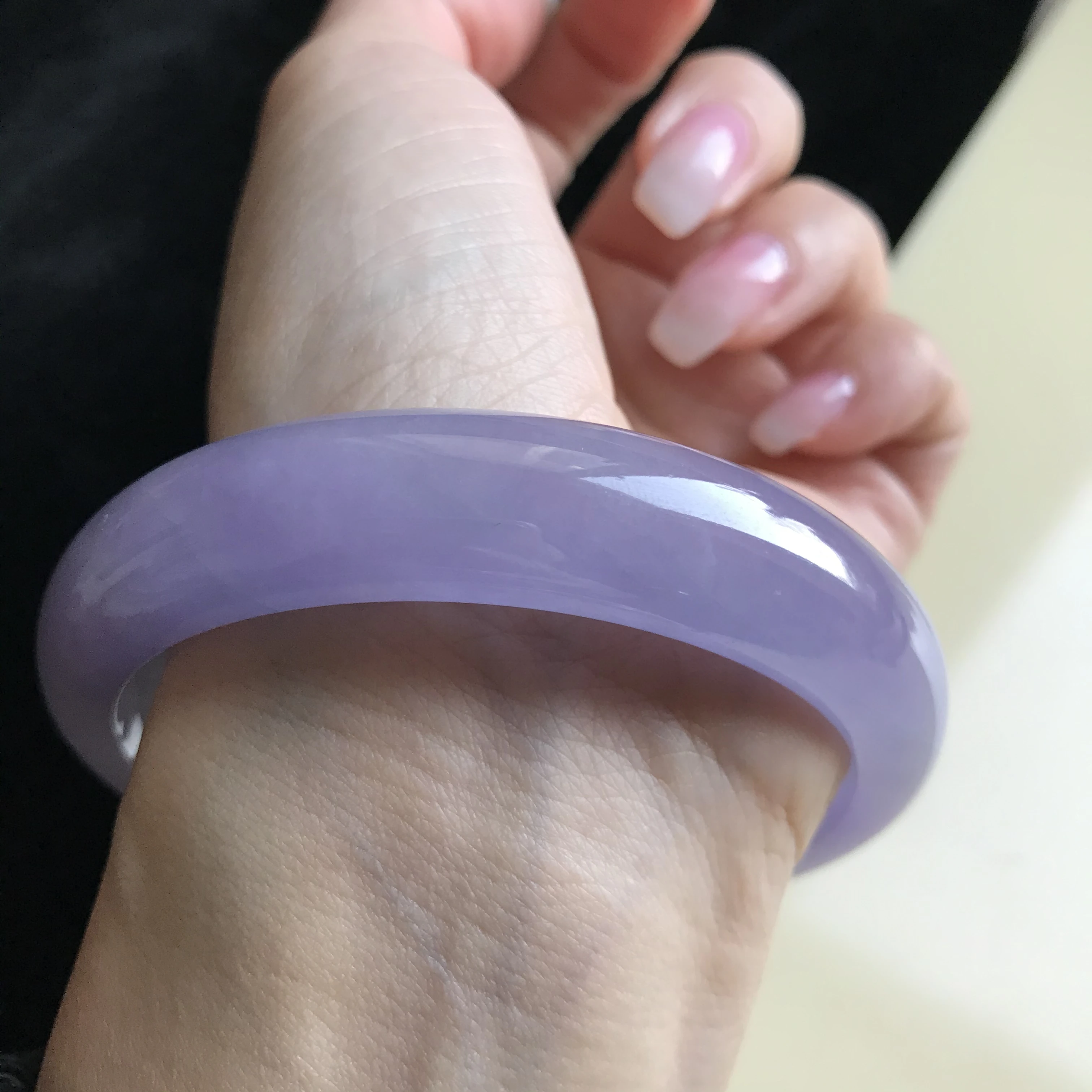 Burma 100%Genuine High-end Jadeite Bracelet Jewelry Jade Bangles For Women 63mm (With Certificate) 
Burma 100%Genuine High-end Jadeite Bracelet Jewelry Jade Bangles For Women 63mm (With Certificate)