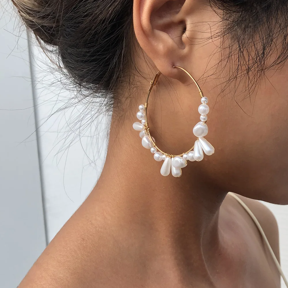 Delicate Jewelry Simulated Pearl Earrings Popular Design Hot Selling Exaggerated Gold Color Drop Earrings For Women Gifts
Delicate Jewelry Simulated Pearl Earrings Popular Design Hot Selling Exaggerated Gold Color Drop Earrings For Women Gifts
