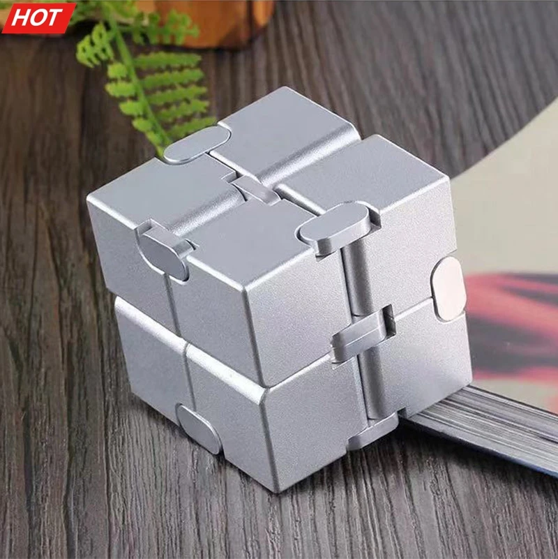 Infinity cube алюминиевые Кубики Игрушки премиум-класса металлическая деформация волшебный бесконечный снятие стресса куб для снятия стресса EDC ...
Infinity cube алюминиевые Кубики Игрушки премиум-класса металлическая деформация волшебный бесконечный снятие стресса куб для снятия стресса EDC ...
