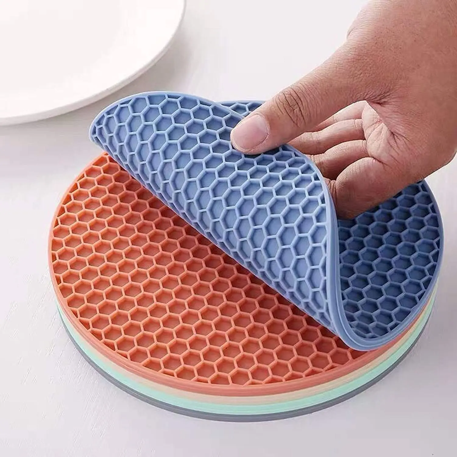 Multifunctional Round Square Heat Resistant Silicone Mat Cup Coasters Non-slip Pot Holder Table Placemat Kitchen Accessories
Multifunctional Round Square Heat Resistant Silicone Mat Cup Coasters Non-slip Pot Holder Table Placemat Kitchen Accessories