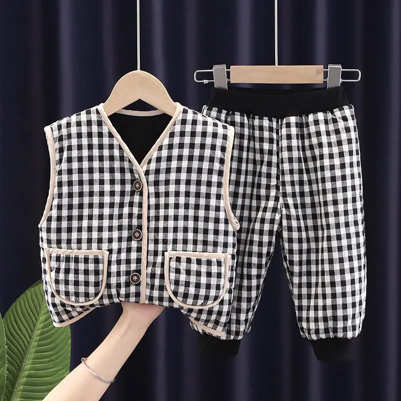 2021 Warm Coat Cute Winter Newborn Baby Girls Full Plaid Vest Long Pants 2pcs/Set Outfit Cotton Baby Boys Tracksuit 0-5 Years
2021 Warm Coat Cute Winter Newborn Baby Girls Full Plaid Vest Long Pants 2pcs/Set Outfit Cotton Baby Boys Tracksuit 0-5 Years
