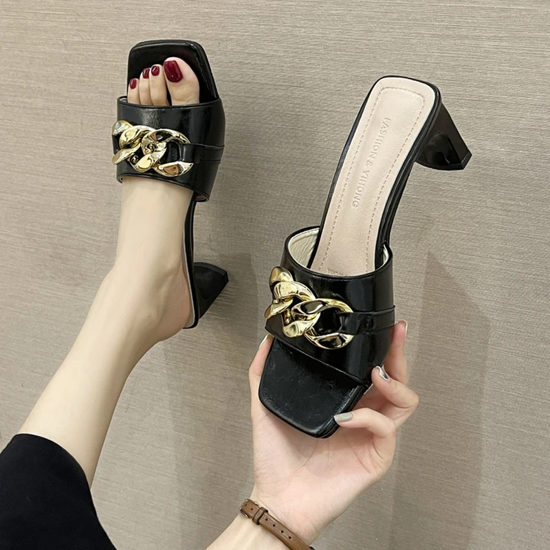 Med Shoes Woman 2021 Female Slippers Heeled Mules Square heel Loafers Rivet New Flat High Block Retro Pumps Slides Metal Decorat
Med Shoes Woman 2021 Female Slippers Heeled Mules Square heel Loafers Rivet New Flat High Block Retro Pumps Slides Metal Decorat
