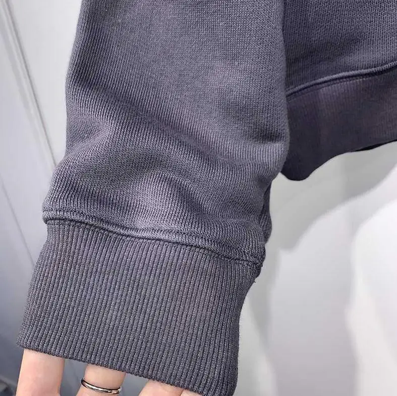 2020 Autumn/winter Puppy Pattern Sweatshirt for Men / Women Couples Jumper
2020 Autumn/winter Puppy Pattern Sweatshirt for Men / Women Couples Jumper