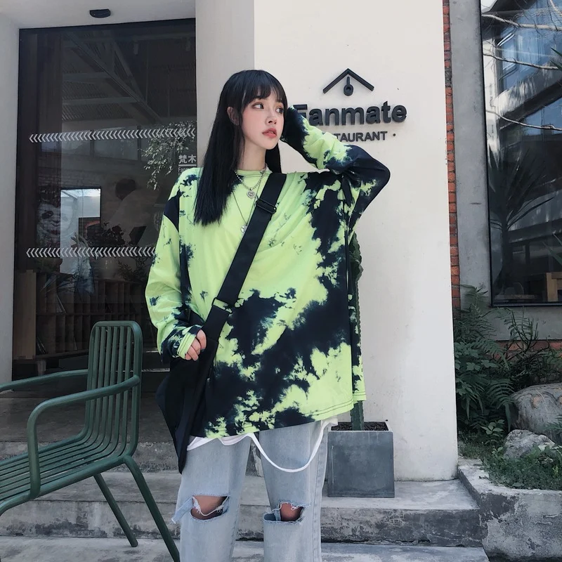 2021 New Korean Version Street Tie-dye Long Sleeve Tshirts Women Autumn Casual Loose Student Preppy Style Harajuku Tops Clothing
2021 New Korean Version Street Tie-dye Long Sleeve Tshirts Women Autumn Casual Loose Student Preppy Style Harajuku Tops Clothing
