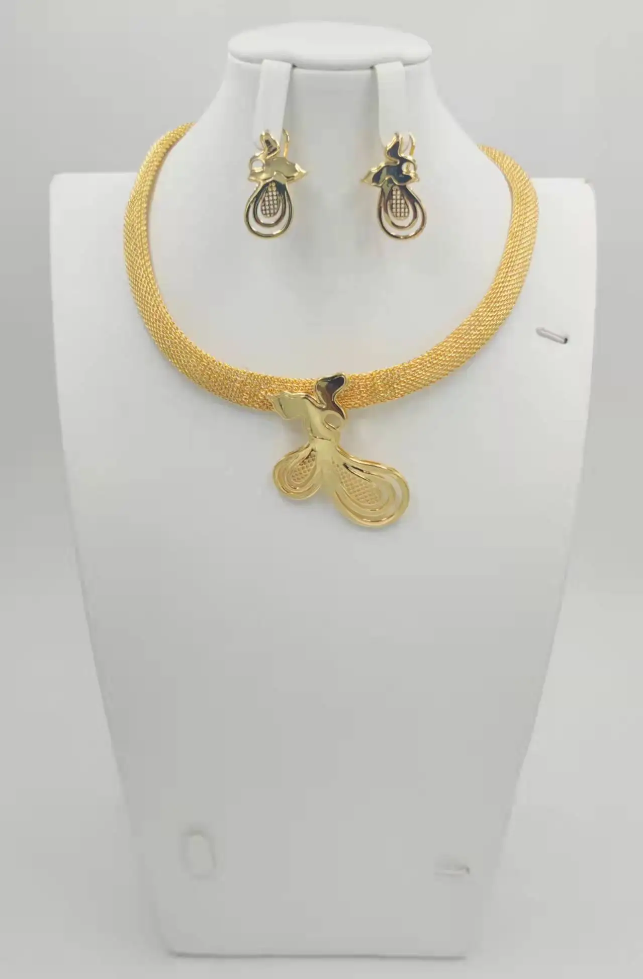 African 24K Gold Color Jewelry Collection For Women Dubai Bride Wedding Wife Gift Gem Necklace Bracelet Earrings Ring Jewelry Co 
African 24K Gold Color Jewelry Collection For Women Dubai Bride Wedding Wife Gift Gem Necklace Bracelet Earrings Ring Jewelry Co