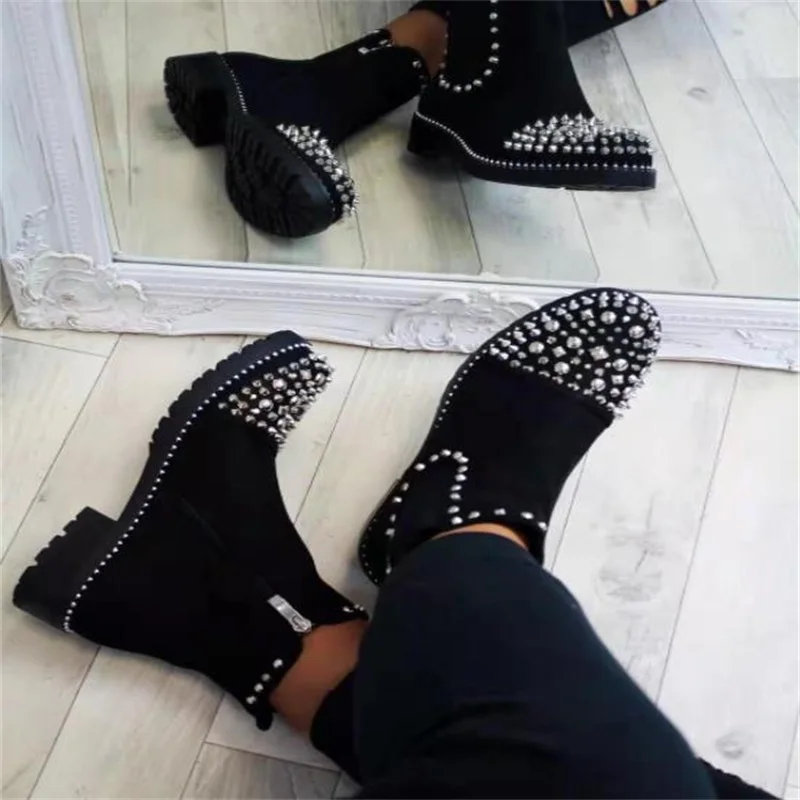 Spring And Summer Europe And The United States Spot Rivet PU Black Low-Tube Chelsea Boots Round Toe Viscose Shoes Single Boots
Spring And Summer Europe And The United States Spot Rivet PU Black Low-Tube Chelsea Boots Round Toe Viscose Shoes Single Boots