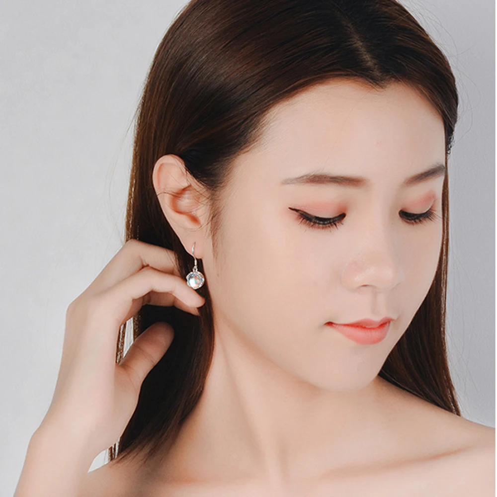 Artificial Moonstone Earrings Female Korean Version Gradual Ear Hook Short Earrings Ear Jewelry Women Earrings
Artificial Moonstone Earrings Female Korean Version Gradual Ear Hook Short Earrings Ear Jewelry Women Earrings