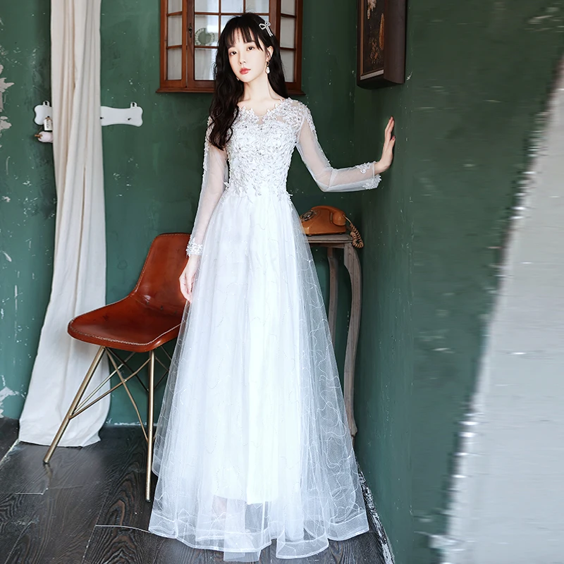 White Evening Dresses With Long Sleeves Elegant V-Neck A-Line Floor-Length Appliques Beads Women Formal Gowns
White Evening Dresses With Long Sleeves Elegant V-Neck A-Line Floor-Length Appliques Beads Women Formal Gowns