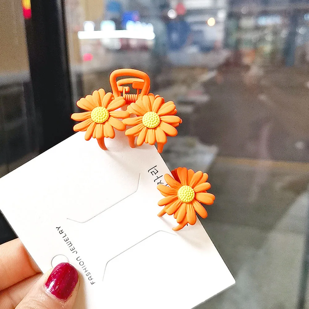 1PCS Girls Cute Colorful Flower Daisy Small Hair Claws Kids Sweet Hairpins Hair Clips Fashion Hair Accessories Women Hairpins
1PCS Girls Cute Colorful Flower Daisy Small Hair Claws Kids Sweet Hairpins Hair Clips Fashion Hair Accessories Women Hairpins