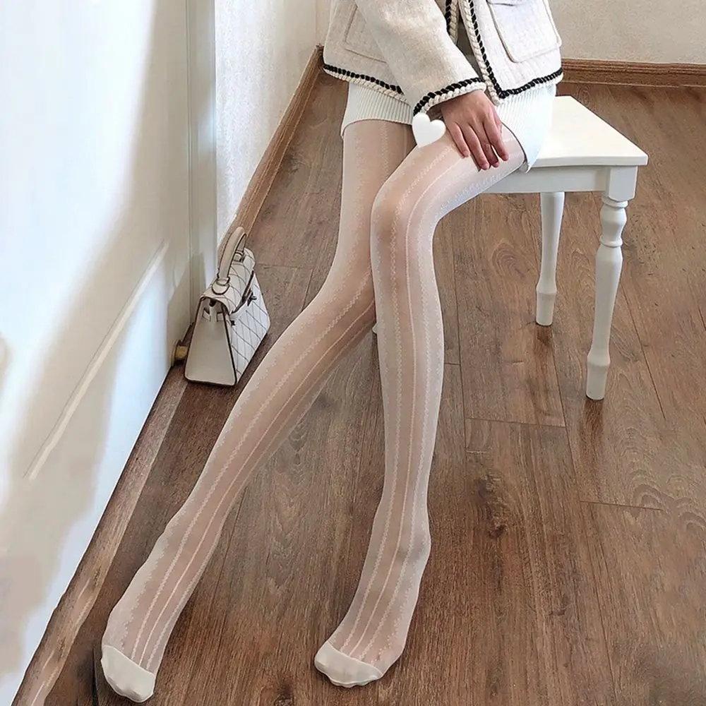 1Pair Sexy Lace Stockings Women Transparent Mesh Striped Printing Fishnet Pantyhopse High Elastic Tights Body Stockings
1Pair Sexy Lace Stockings Women Transparent Mesh Striped Printing Fishnet Pantyhopse High Elastic Tights Body Stockings