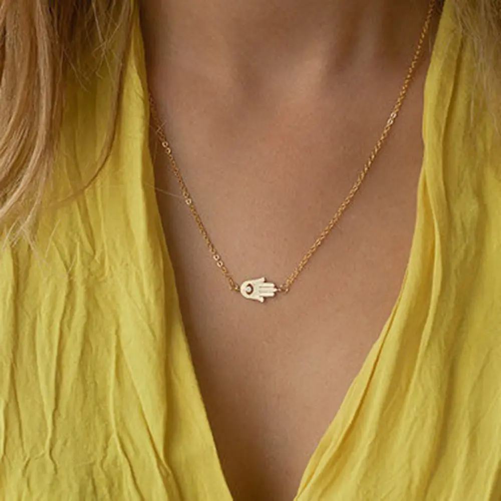 1PC Turkish Crystal Hamsa Hand Pendant Necklace Women Gold Color Jewelry Hollow Out Clavicle Link Chains
1PC Turkish Crystal Hamsa Hand Pendant Necklace Women Gold Color Jewelry Hollow Out Clavicle Link Chains