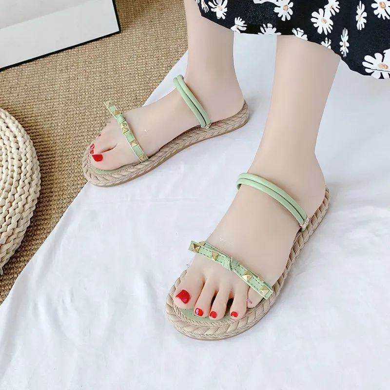 Slippers Casual Summer Women's Shoes Slides Lady Low Pantofle Luxury Girl Soft Flat 2021 Rubber Rome Scandals PU Basic Low Femal
Slippers Casual Summer Women's Shoes Slides Lady Low Pantofle Luxury Girl Soft Flat 2021 Rubber Rome Scandals PU Basic Low Femal