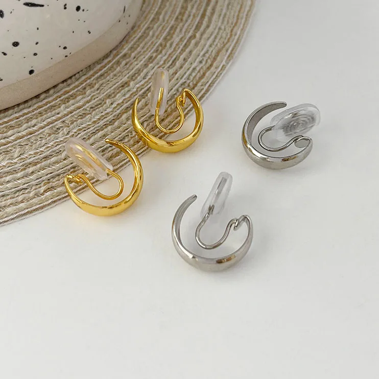 New Trendy 2022 Metal Gold Silver Color C-shape Fake Piercing Clip Earrings For Women Men Simple Charms Ear Fashion Jewelry
New Trendy 2022 Metal Gold Silver Color C-shape Fake Piercing Clip Earrings For Women Men Simple Charms Ear Fashion Jewelry