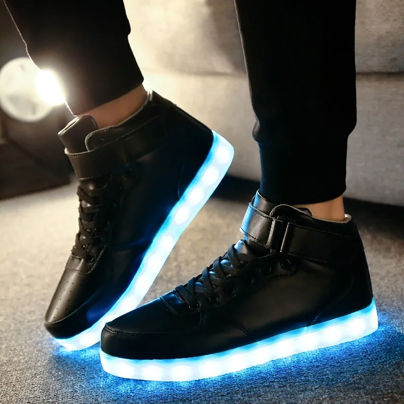 RayZing Men's Led Shoes USB Rechargeable Fashion luminous sneakers for men women party shoes Adult wedding shoes glowing shoes
RayZing Men's Led Shoes USB Rechargeable Fashion luminous sneakers for men women party shoes Adult wedding shoes glowing shoes