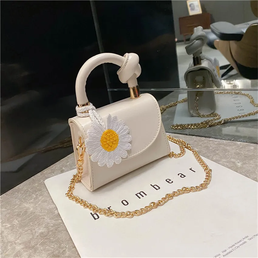 2020 Mini Cute New Women Crossbody Bag Fashion Korean Shoulder Bags Small Flowers Womens Handbag PU Leather Ladies Clutch Bag
2020 Mini Cute New Women Crossbody Bag Fashion Korean Shoulder Bags Small Flowers Womens Handbag PU Leather Ladies Clutch Bag