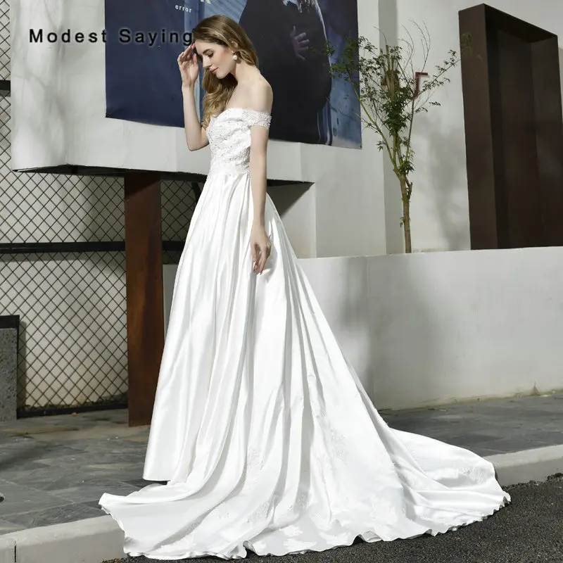 Sexy Ivory A-Line Sweetheart Beaded Lace Wedding Dresses 2020 Backless Formal Women Summer Satin Bridal Gowns vestido de noiva
Sexy Ivory A-Line Sweetheart Beaded Lace Wedding Dresses 2020 Backless Formal Women Summer Satin Bridal Gowns vestido de noiva
