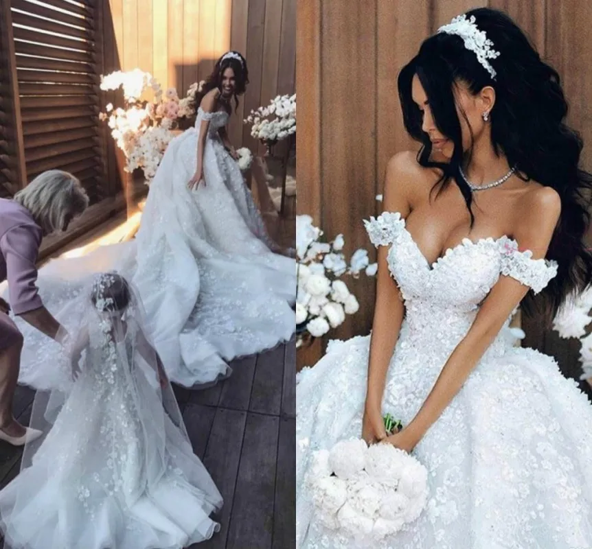 New Flowers Arabic Dubai Wedding Dress Noble Lace Appliques Off Shoulder Garden Bride Bridal Gown Custom Made Robe De Mariage
New Flowers Arabic Dubai Wedding Dress Noble Lace Appliques Off Shoulder Garden Bride Bridal Gown Custom Made Robe De Mariage