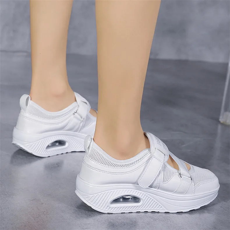 Summer Female Sneakers New Comfortable Casual Walking Sports Ladies Shoes Breathable Mesh Platform Women Vulcanize Shoes 2021 
Summer Female Sneakers New Comfortable Casual Walking Sports Ladies Shoes Breathable Mesh Platform Women Vulcanize Shoes 2021