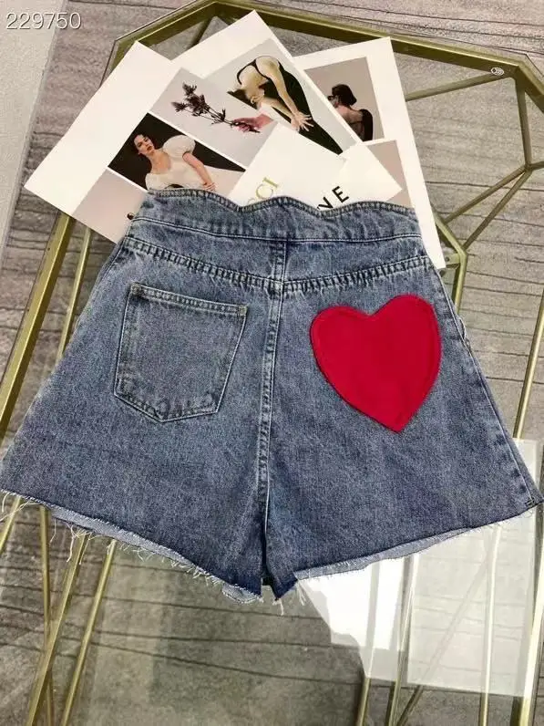 2021 Autumn High Waist Denim Shorts Women Casual Ladies Fashion Appliqué Blue Mini Jeans Female
2021 Autumn High Waist Denim Shorts Women Casual Ladies Fashion Appliqué Blue Mini Jeans Female