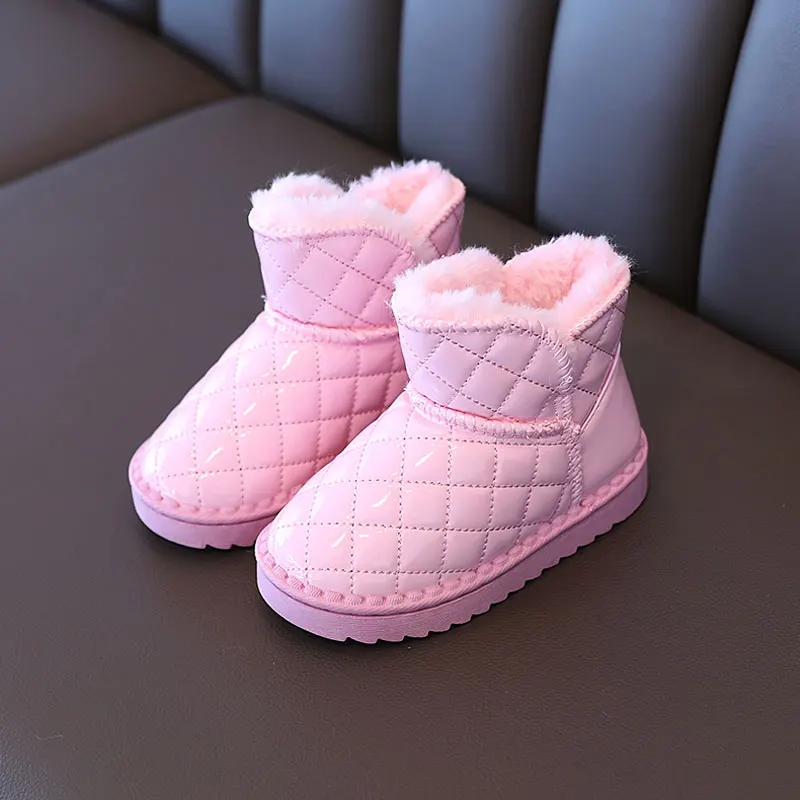 Kids Plush Snow Boots Patent Leather Big Child Outside Shoes Boy Girl 2021 Winter Warm Slip On Ankle Boot Pink Size 26-37
Kids Plush Snow Boots Patent Leather Big Child Outside Shoes Boy Girl 2021 Winter Warm Slip On Ankle Boot Pink Size 26-37
