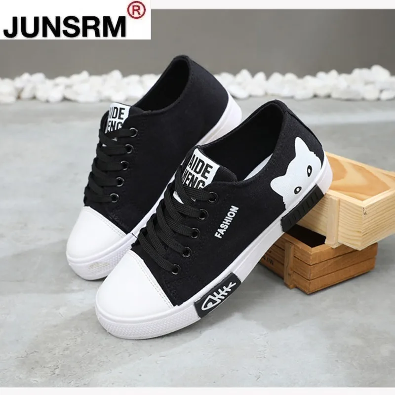 2021 Woman Vulcanized Women Flats Canvas Female Cartoon Cat Women's Platform Sneakers Ladies Board Shoes Round Toe Plus Size 41 
2021 Woman Vulcanized Women Flats Canvas Female Cartoon Cat Women's Platform Sneakers Ladies Board Shoes Round Toe Plus Size 41