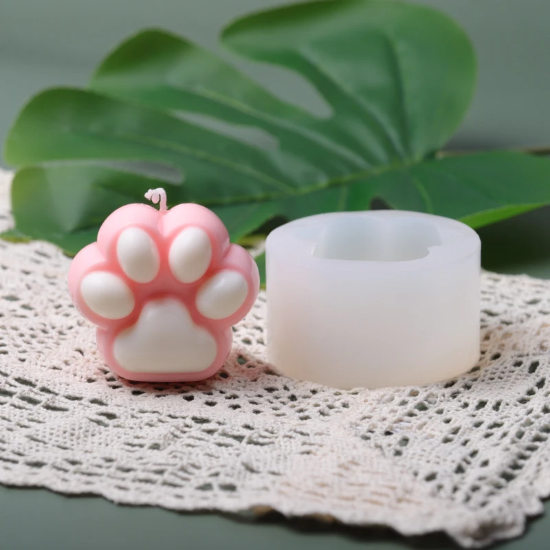 New Large Cat's Paw Aromatherapy Candle Silicone Mold Baking Mousse Fondant Cake Cartoon Paw
New Large Cat's Paw Aromatherapy Candle Silicone Mold Baking Mousse Fondant Cake Cartoon Paw