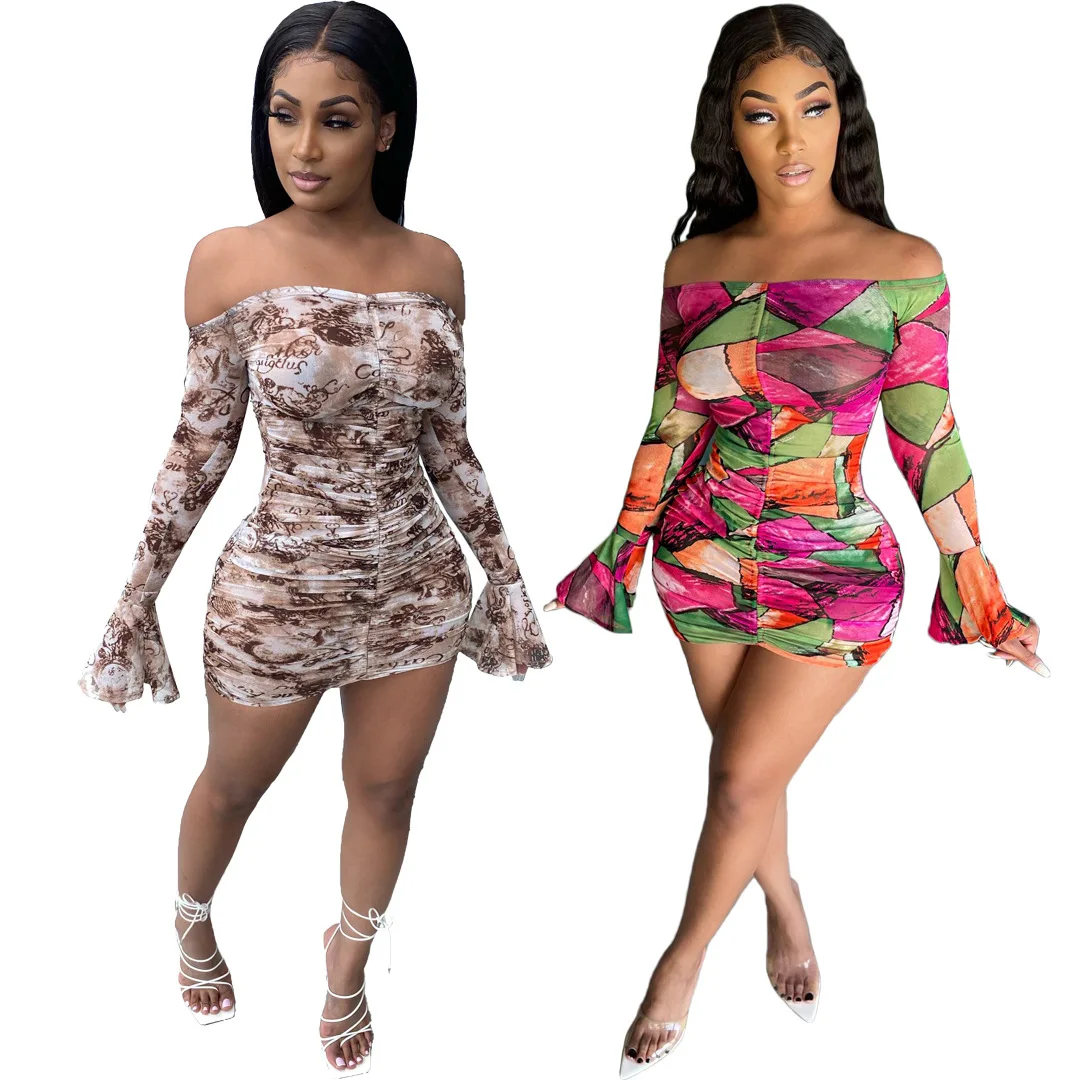 Summer New Style Women's Fashion Square Collar Strapless Lotus Leaf Sleeve Pleated Print Jumpsuit Skirt
Summer New Style Women's Fashion Square Collar Strapless Lotus Leaf Sleeve Pleated Print Jumpsuit Skirt