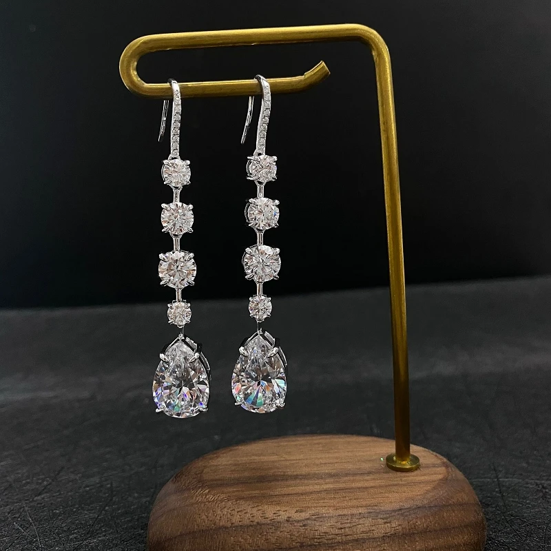 Luxury 100% 925 Sterling Silver Created Moissanite Gemstone Water Drop Earrings High-end Cocktail Fine Jewelry For Girls Gift
Luxury 100% 925 Sterling Silver Created Moissanite Gemstone Water Drop Earrings High-end Cocktail Fine Jewelry For Girls Gift