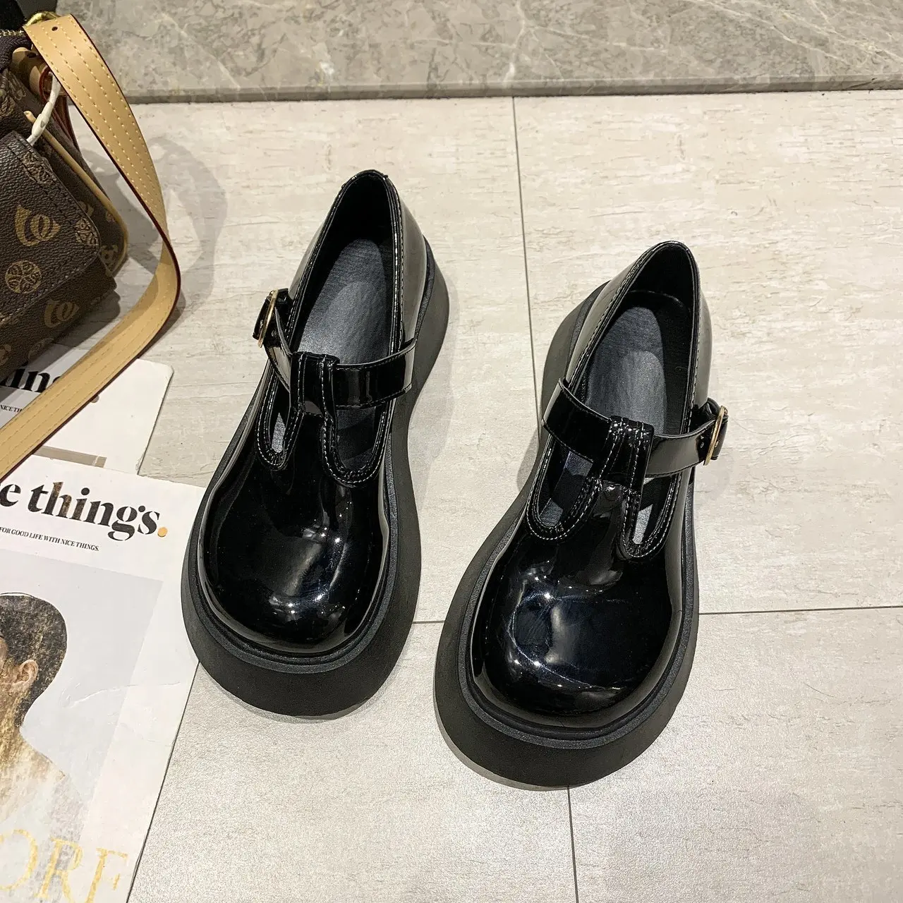 Mary Jane Women's Shoes Dark Loli Leather Shoes Thick-Soled Gothic PU Leather Shoes Japanese Cute JK Round Toe Student Shoes
Mary Jane Women's Shoes Dark Loli Leather Shoes Thick-Soled Gothic PU Leather Shoes Japanese Cute JK Round Toe Student Shoes