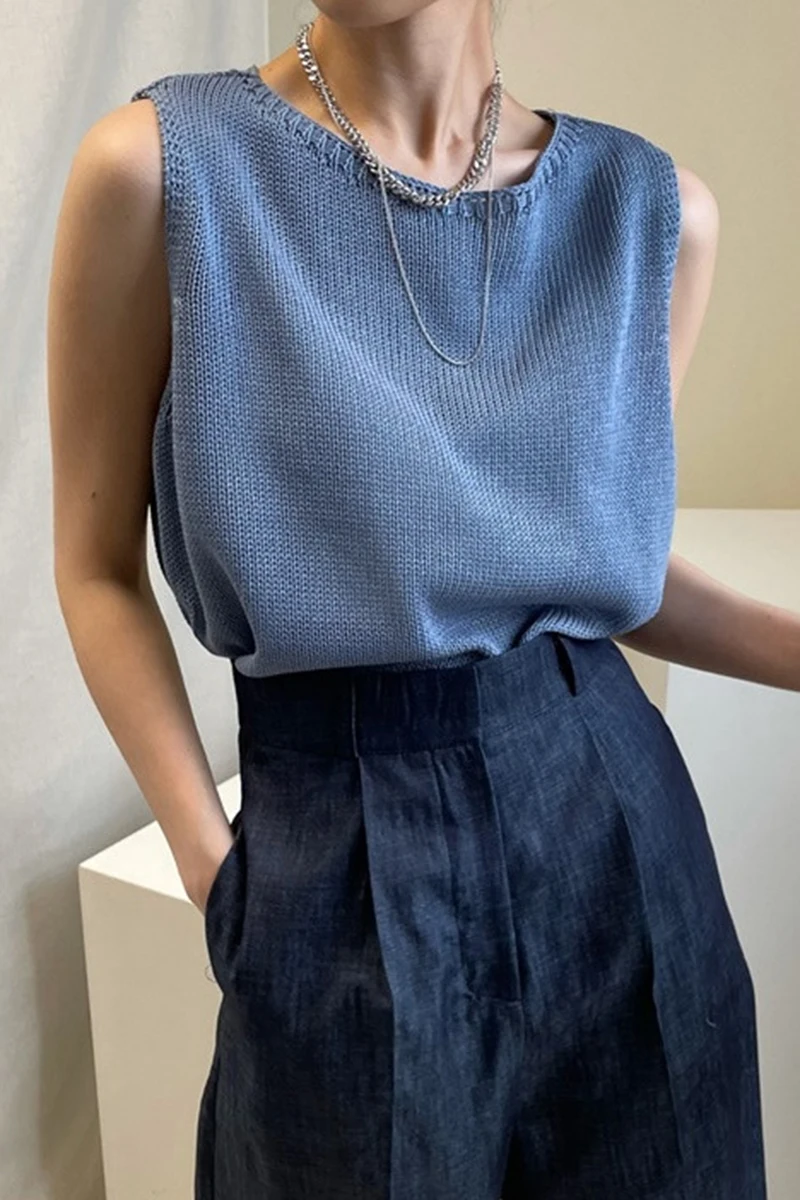 Summer Casual Bright wire T Shirt Women Hollow Out Thin Knitted Shirt Femme Basic Tops Female Tshirt Woman Sleeveless vest XC828
Summer Casual Bright wire T Shirt Women Hollow Out Thin Knitted Shirt Femme Basic Tops Female Tshirt Woman Sleeveless vest XC828