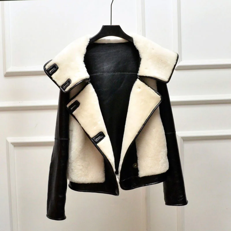 Women Coat Winter 2022 New Fashion Short Casual Parka Merino Natural Real Sheep Fur Jacket Hooded Thick Warm Genuine Leather
Women Coat Winter 2022 New Fashion Short Casual Parka Merino Natural Real Sheep Fur Jacket Hooded Thick Warm Genuine Leather