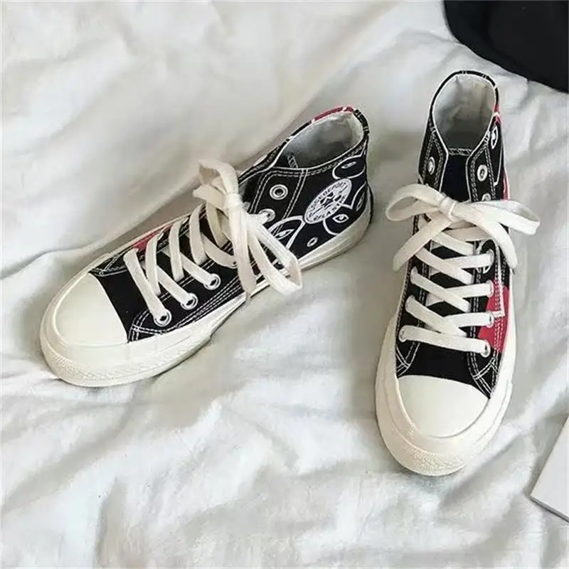 2021 Autumn Woman Shoes Fashion New Woman PU Leather Shoes Ladies Breathable Cute Heart Flats Casual Shoes White Sneakers
2021 Autumn Woman Shoes Fashion New Woman PU Leather Shoes Ladies Breathable Cute Heart Flats Casual Shoes White Sneakers