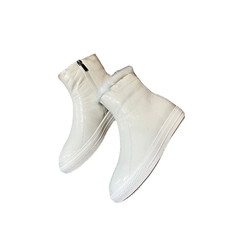 Snow Boots Female 2022 Winter New INS Network Red Wild Warm Cotton Boots Patent Leather Plus Velvet Boots Martin Boots Female
Snow Boots Female 2022 Winter New INS Network Red Wild Warm Cotton Boots Patent Leather Plus Velvet Boots Martin Boots Female