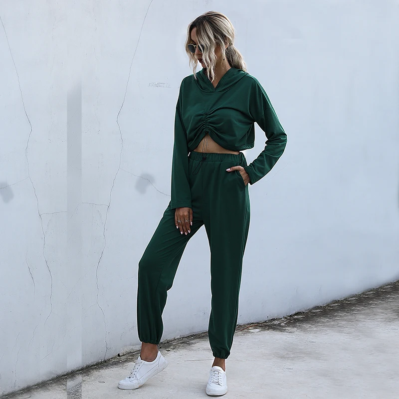Sporty 2 Piece Set Women Solid Hooded Full Length Sleeves Slim Fit Crop Pullover Sweatshirts Elastic Waist Sweatpants
Sporty 2 Piece Set Women Solid Hooded Full Length Sleeves Slim Fit Crop Pullover Sweatshirts Elastic Waist Sweatpants
